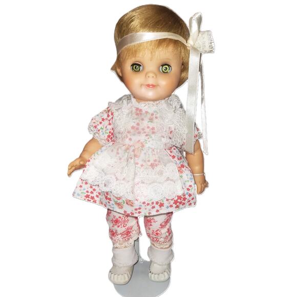 12" Vintage Sweet Little Toddler Doll 12 8 V are on her back - Picture 1 of 10